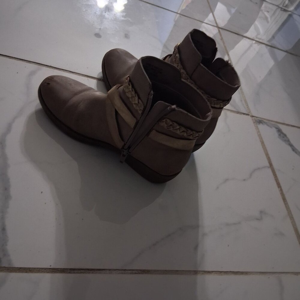 Kids Boots - Picture 3 of 6